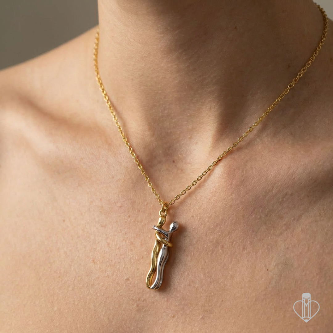 Collana "Abbraccio Eterno"